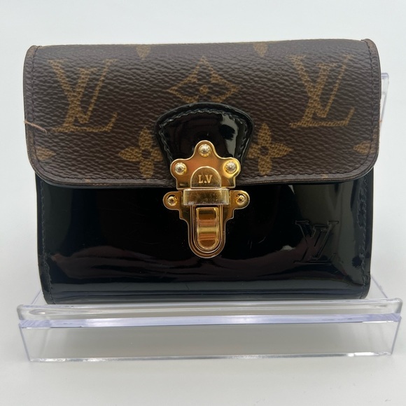 Louis Vuitton Handbags - Louis Vuitton Monogram Wallet Vernis Cherry Wood Noir- LIKE NEW!